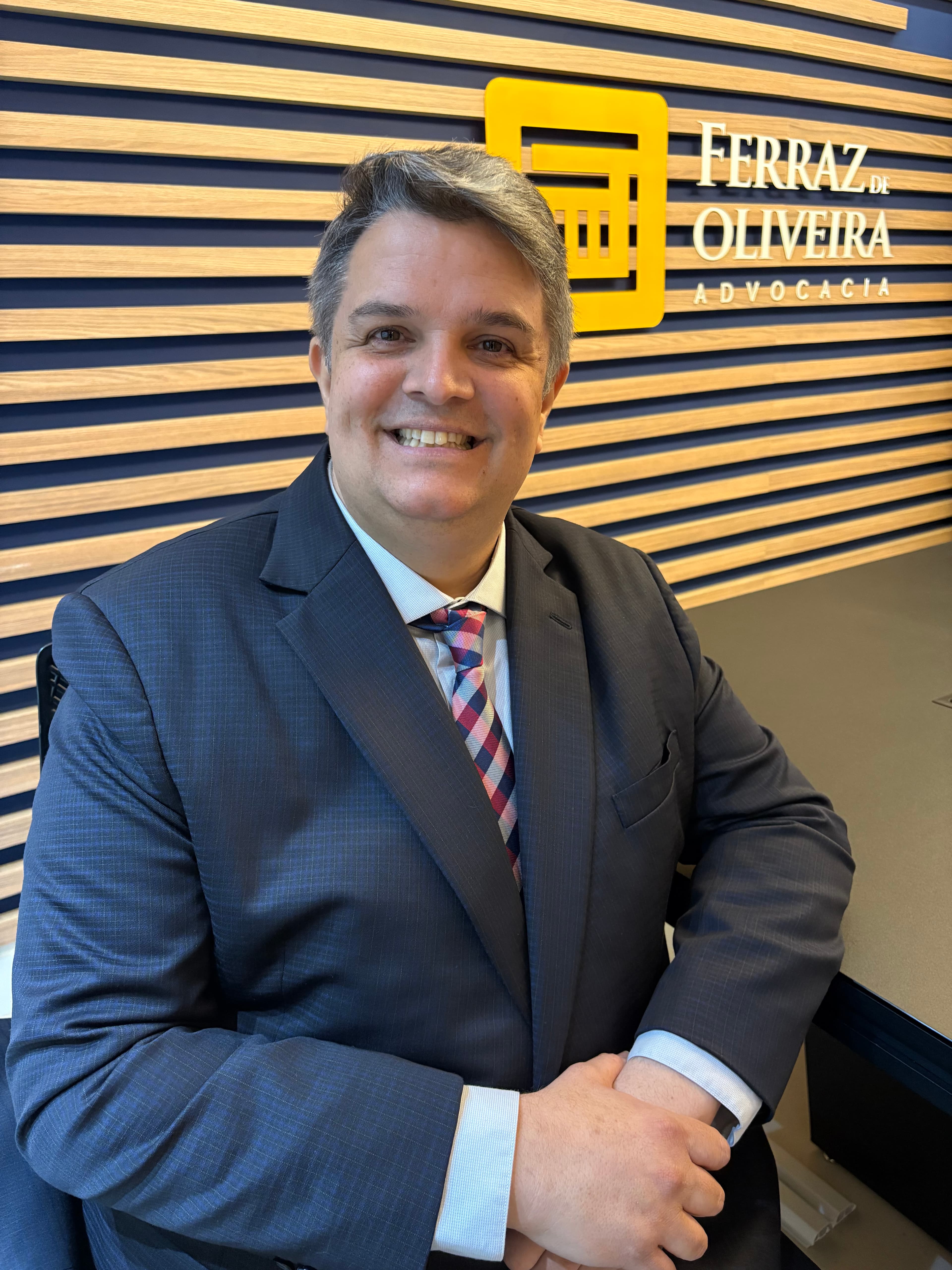Dr. Gustavo Ferraz de Oliveira